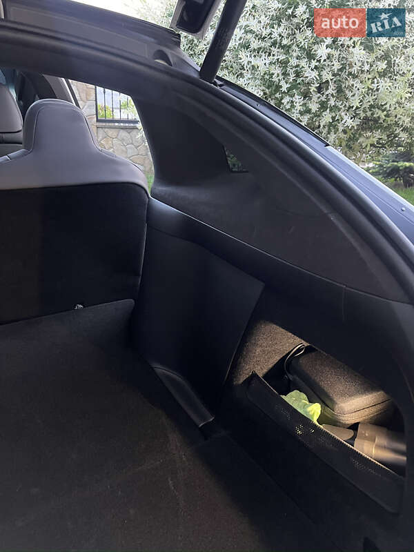 Внедорожник / Кроссовер Tesla Model X 2023 в Тернополе фото 21 Внедорожник / Кроссовер Tesla Model X 2023 в Тернополе