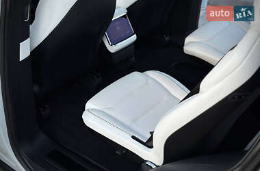Внедорожник / Кроссовер Tesla Model X 2022 в 