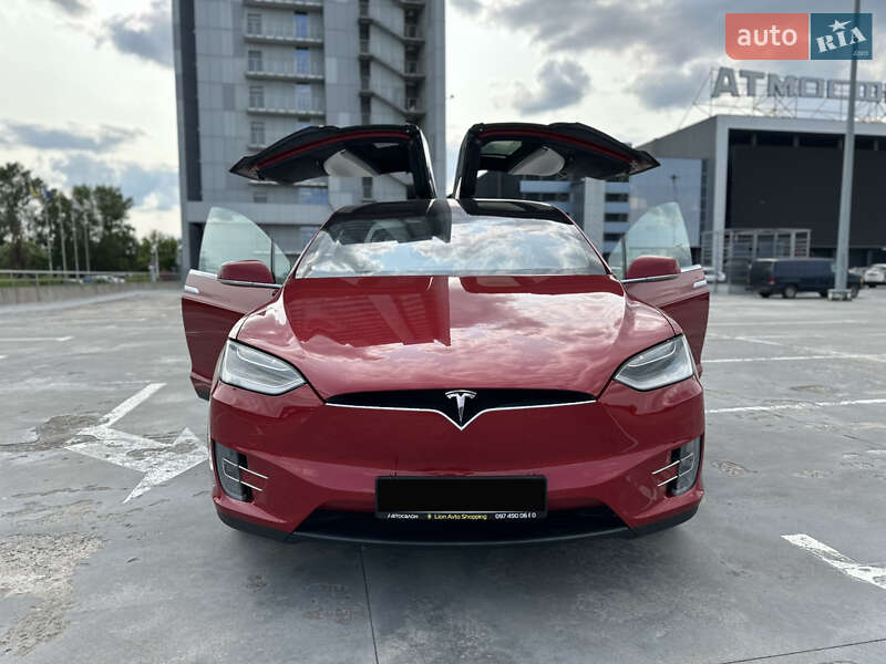 Tesla Model X 2017