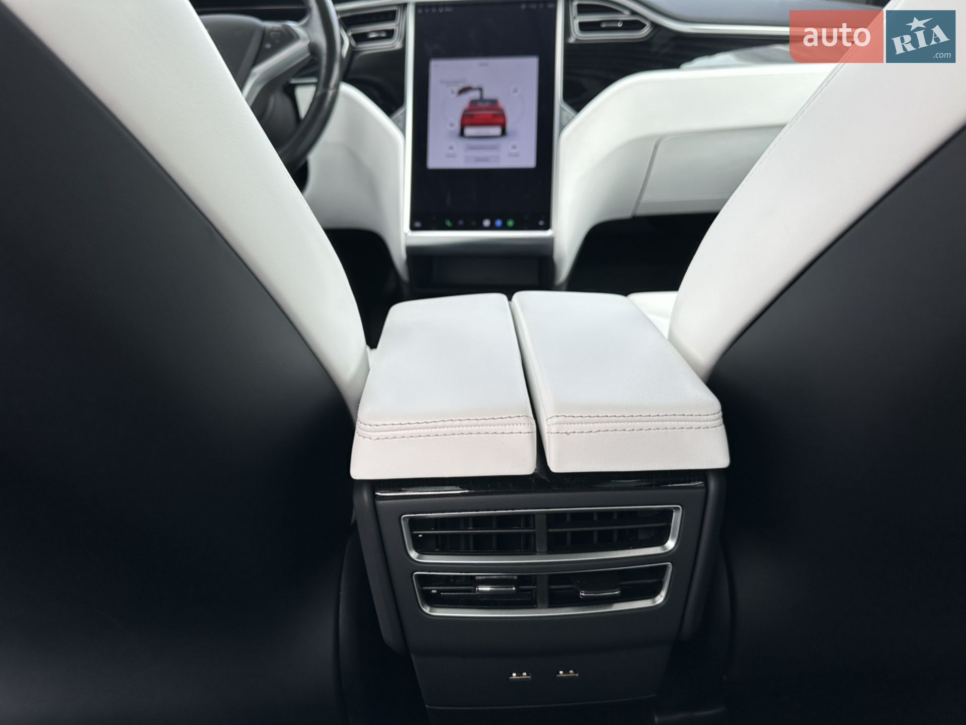 2017 Tesla Model X - мініатюра 13