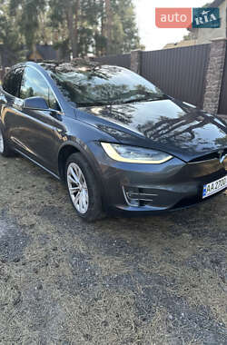 Внедорожник / Кроссовер Tesla Model X 2018 в 