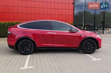 Позашляховик / Кросовер Tesla Model X 2019 в 