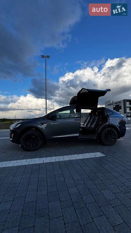 Позашляховик / Кросовер Tesla Model X 2020 в Львові