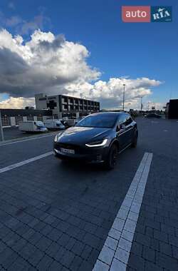 Внедорожник / Кроссовер Tesla Model X 2020 в 