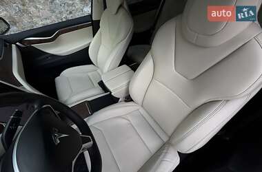 Внедорожник / Кроссовер Tesla Model X 2017 в 