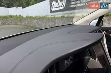 Внедорожник / Кроссовер Tesla Model X 2017 в 