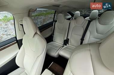 Внедорожник / Кроссовер Tesla Model X 2017 в 