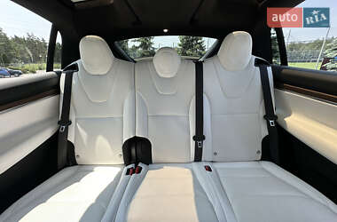Позашляховик / Кросовер Tesla Model X 2022 в 