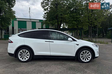Внедорожник / Кроссовер Tesla Model X 2017 в 