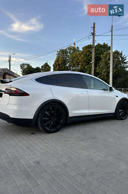Внедорожник / Кроссовер Tesla Model X 2020 в 