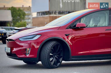 Позашляховик / Кросовер Tesla Model X 2019 в 