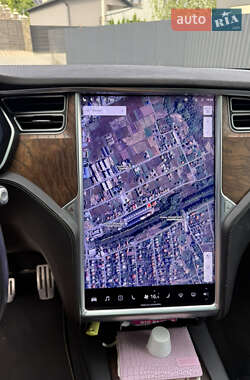 Внедорожник / Кроссовер Tesla Model X 2017 в 