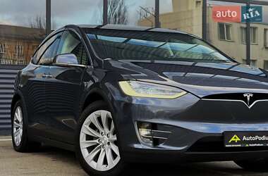 Внедорожник / Кроссовер Tesla Model X 2018 в 
