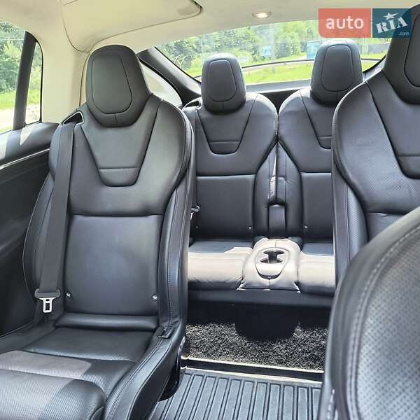Внедорожник / Кроссовер Tesla Model X 2016 в Бориславе