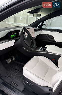 Позашляховик / Кросовер Tesla Model X 2022 в 