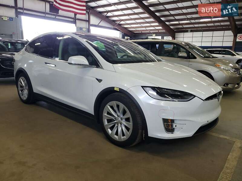 Tesla Model X 2017