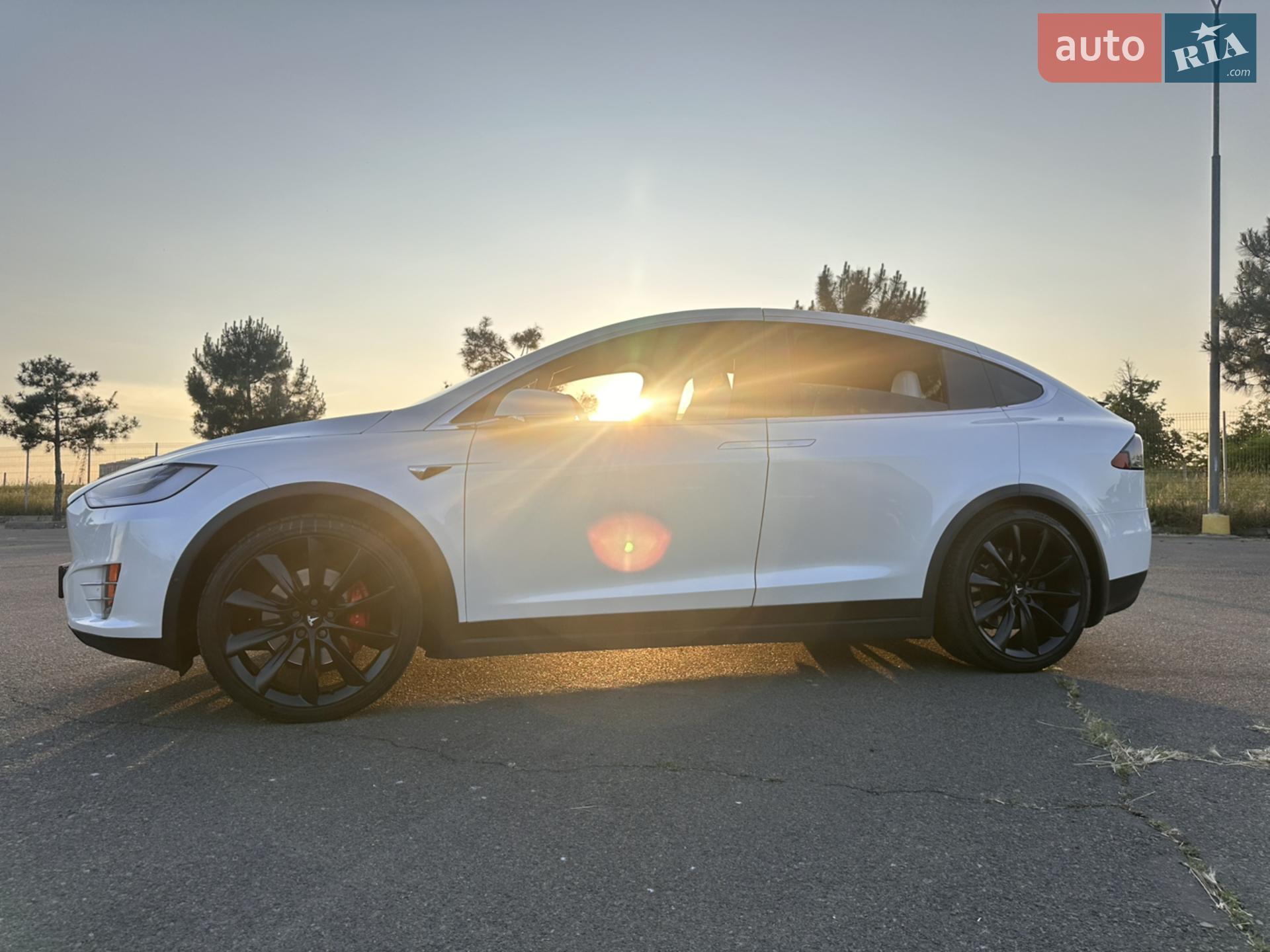 2018 Tesla Model X - мініатюра 2