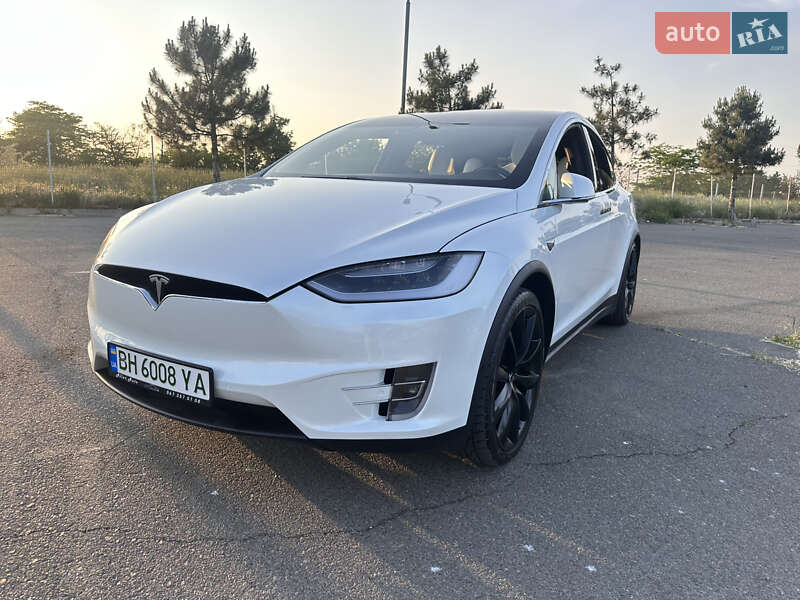 Позашляховик / Кросовер Tesla Model X 2018 в Одесі