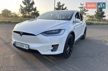 Позашляховик / Кросовер Tesla Model X 2018 в 