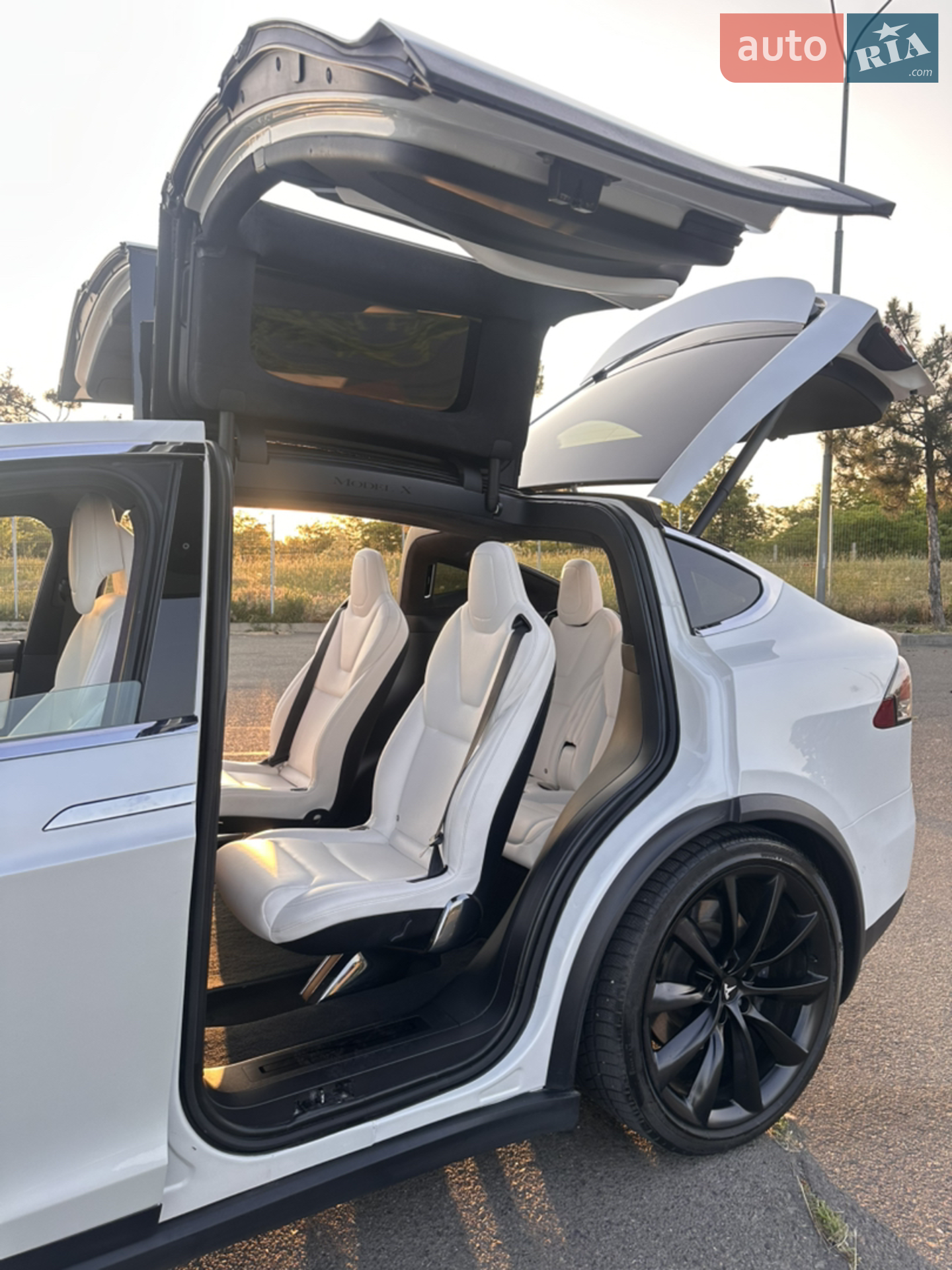 2018 Tesla Model X - мініатюра 11