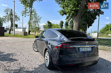 Позашляховик / Кросовер Tesla Model X 2018 в 