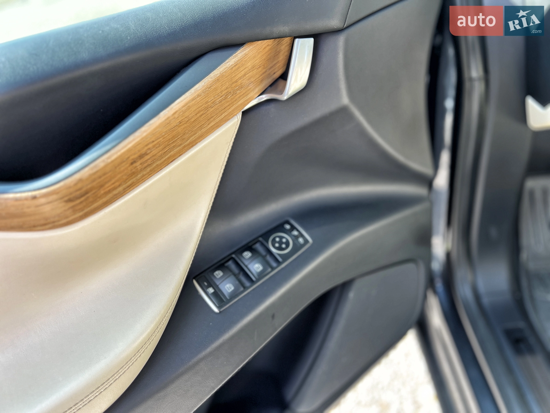 2018 Tesla Model X - мініатюра 10