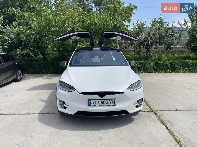 Внедорожник / Кроссовер Tesla Model X 2019 в 