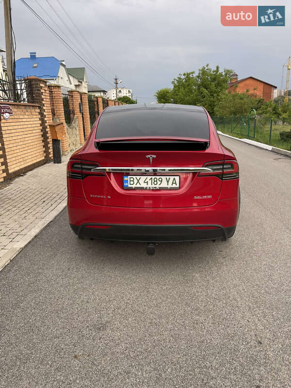 Позашляховик / Кросовер Tesla Model X 2020 в Хмельницькому