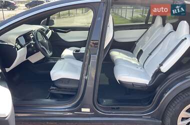 Внедорожник / Кроссовер Tesla Model X 2017 в 