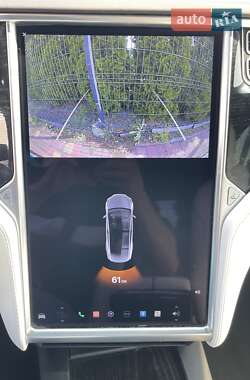 Внедорожник / Кроссовер Tesla Model X 2017 в 