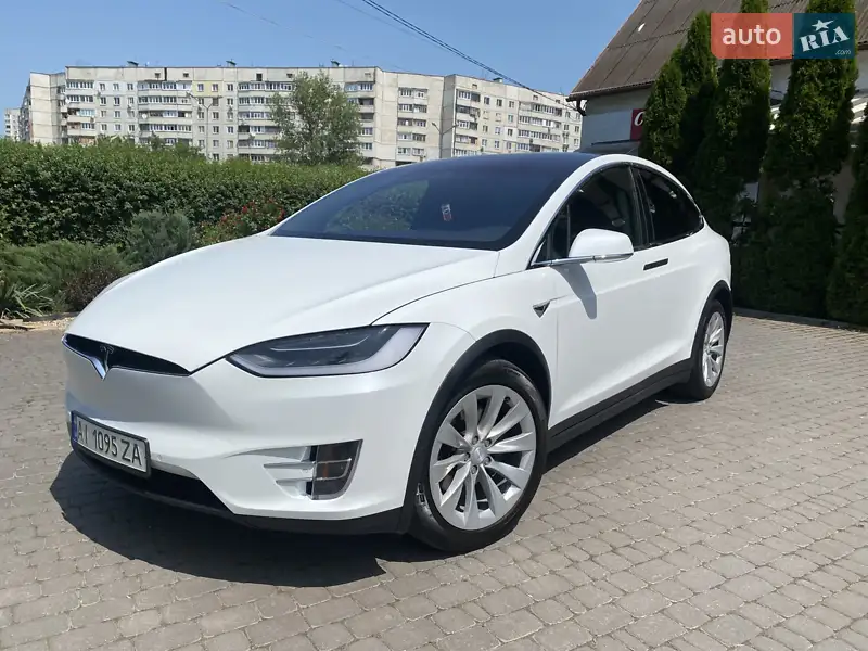 Tesla Model X 2017