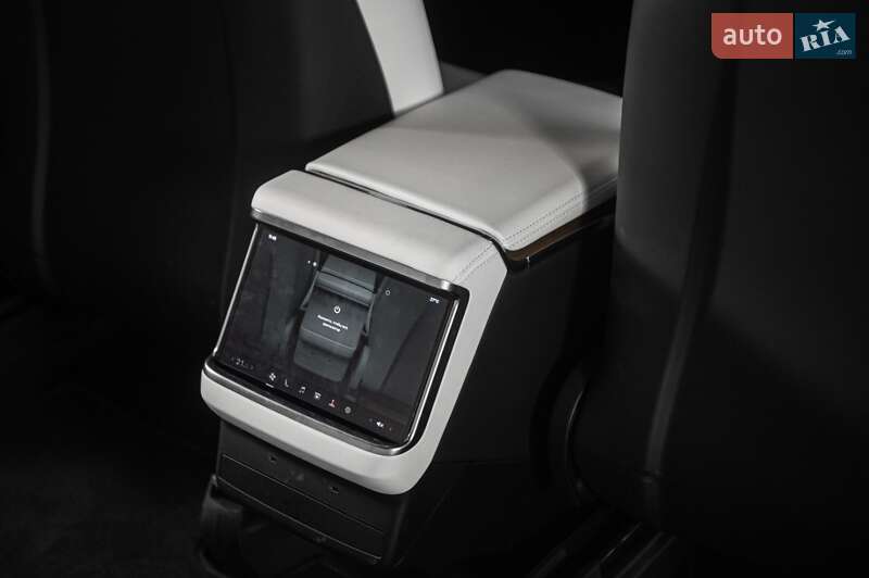 Позашляховик / Кросовер Tesla Model X 2023 в Одесі