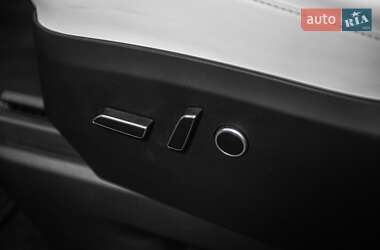 Внедорожник / Кроссовер Tesla Model X 2023 в 