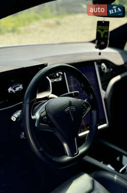 Внедорожник / Кроссовер Tesla Model X 2016 в 