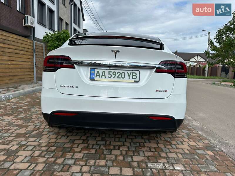 Позашляховик / Кросовер Tesla Model X 2018 в Києві