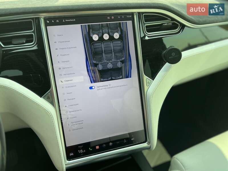 Позашляховик / Кросовер Tesla Model X 2017 в Ужгороді