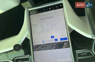 Позашляховик / Кросовер Tesla Model X 2017 в 