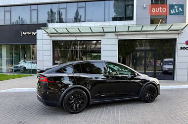 Позашляховик / Кросовер Tesla Model X 2022 в 