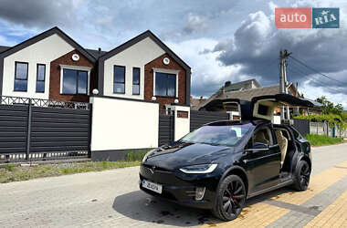 Внедорожник / Кроссовер Tesla Model X 2017 в 