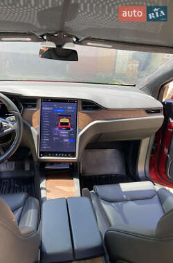 Внедорожник / Кроссовер Tesla Model X 2020 в 