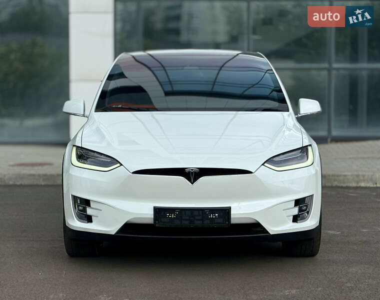Позашляховик / Кросовер Tesla Model X 2019 в Харкові