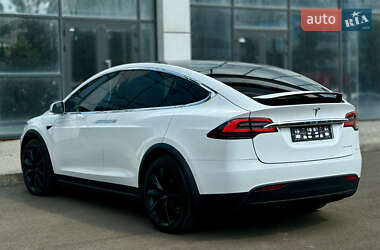 Внедорожник / Кроссовер Tesla Model X 2019 в 