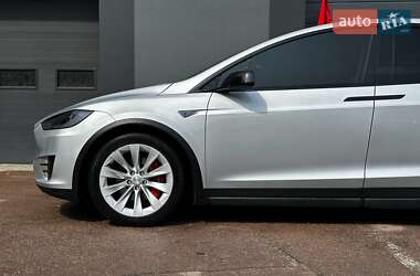 Внедорожник / Кроссовер Tesla Model X 2016 в 