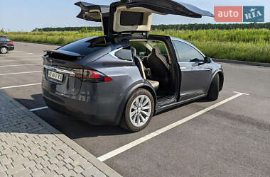 Позашляховик / Кросовер Tesla Model X 2018 в 