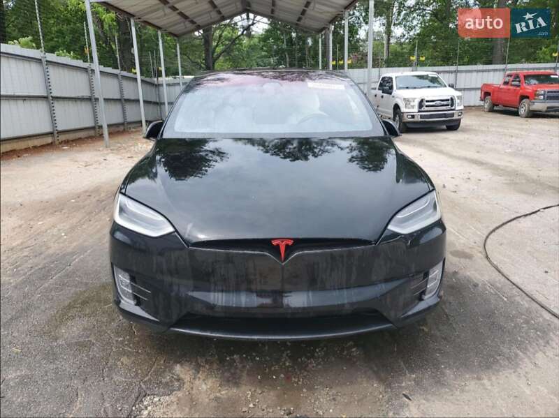 Внедорожник / Кроссовер Tesla Model X 2017 в Львове