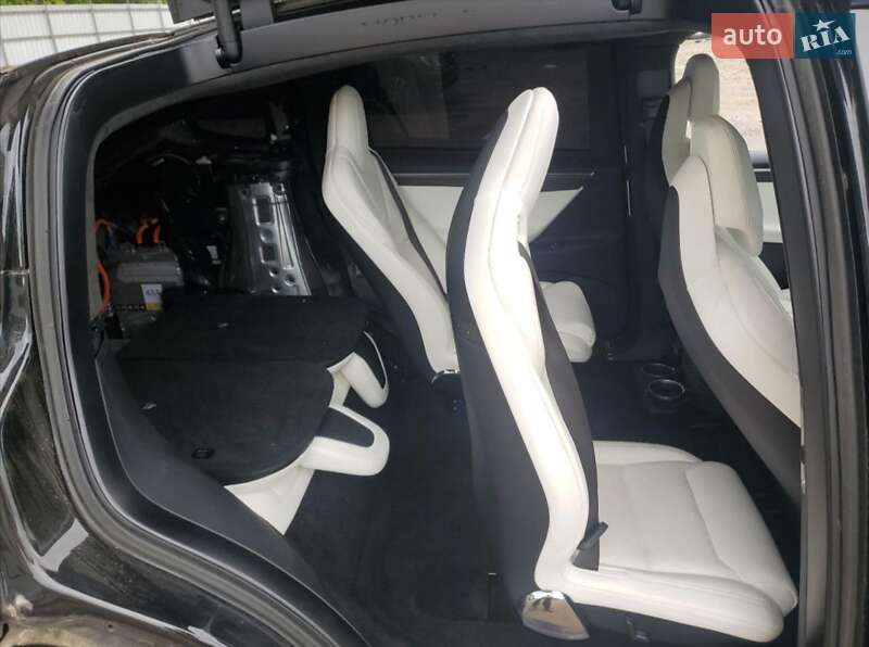 Внедорожник / Кроссовер Tesla Model X 2017 в Львове