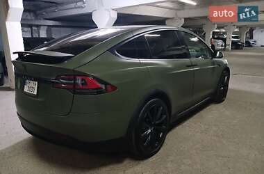Внедорожник / Кроссовер Tesla Model X 2018 в 