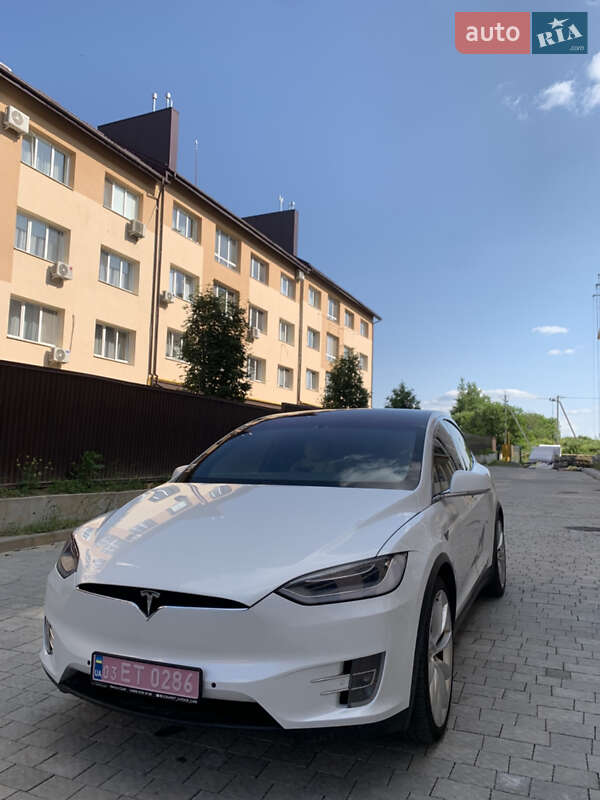 Внедорожник / Кроссовер Tesla Model X 2015 в Львове
