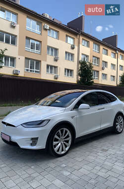 Внедорожник / Кроссовер Tesla Model X 2015 в 