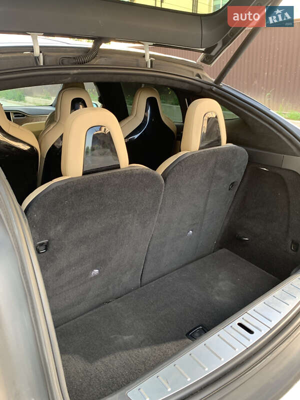 Внедорожник / Кроссовер Tesla Model X 2015 в Львове